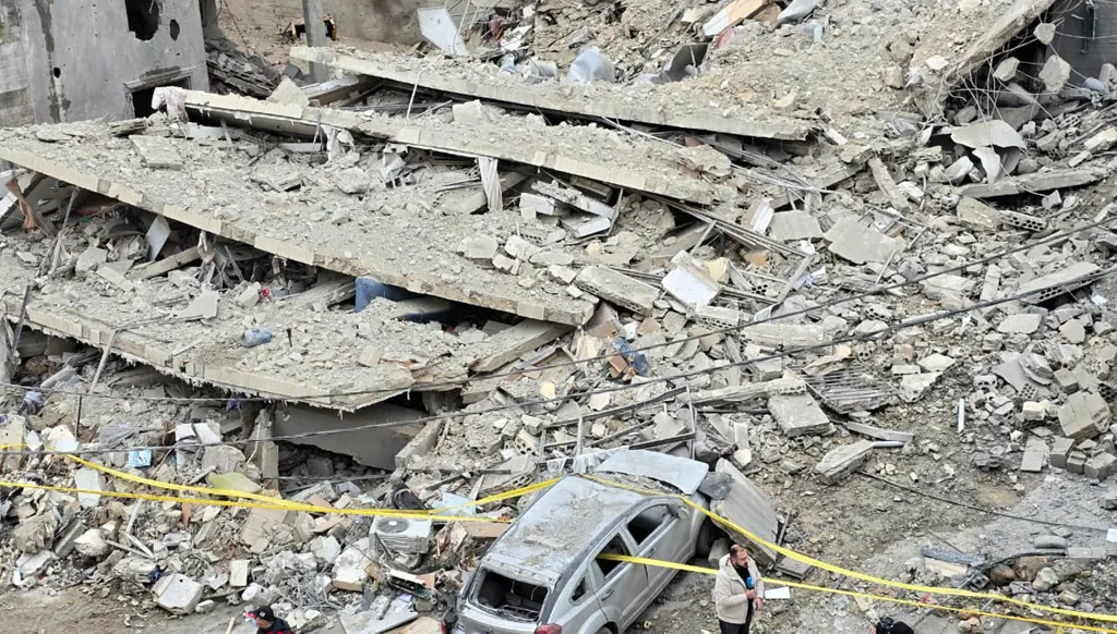 الدمار في قناريت - جنوب لبنان. (أحمد منتش)