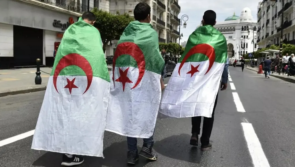 تسوية أوضاع المطلوبين في الخارج… هل تشمل الخطوة المقبلة الداخل الجزائري؟