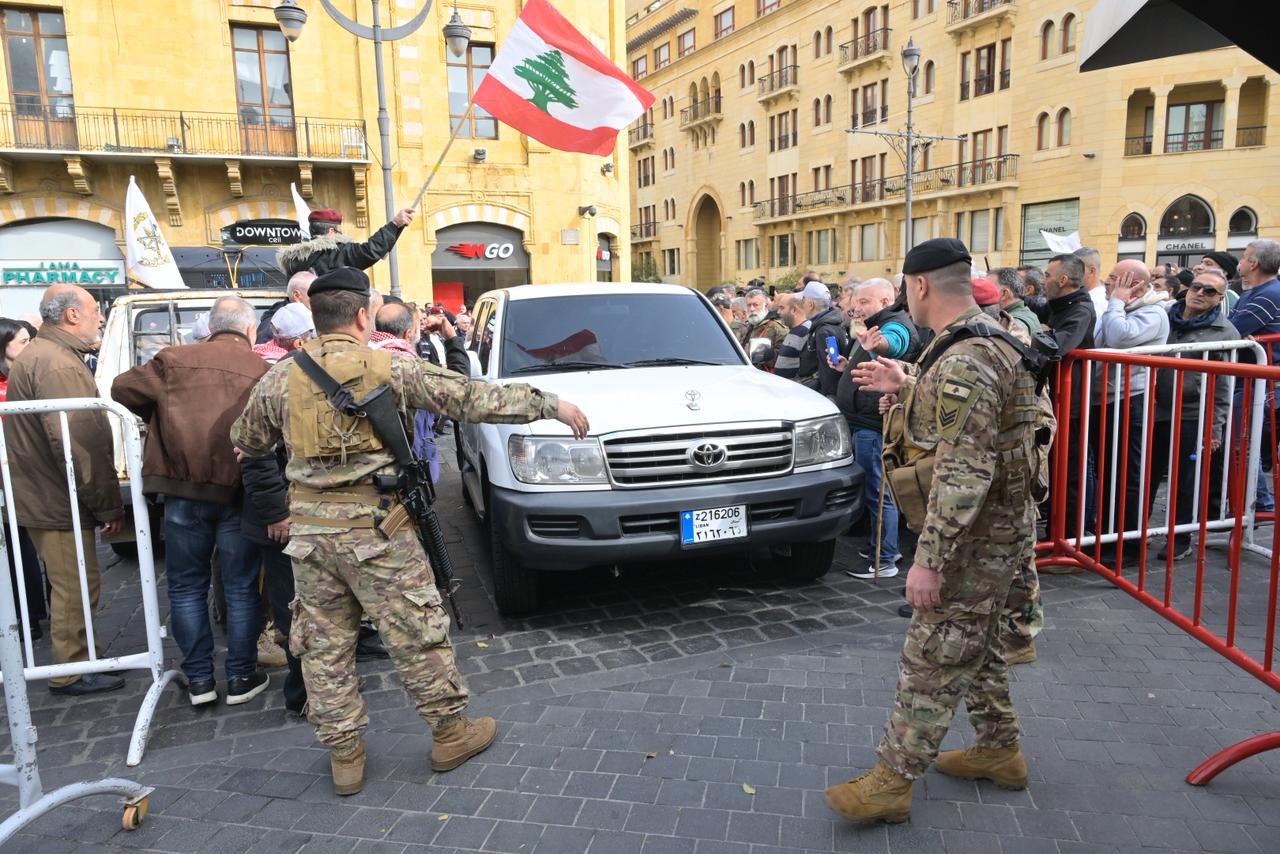 من الاعتصام (نبيل اسماعيل).