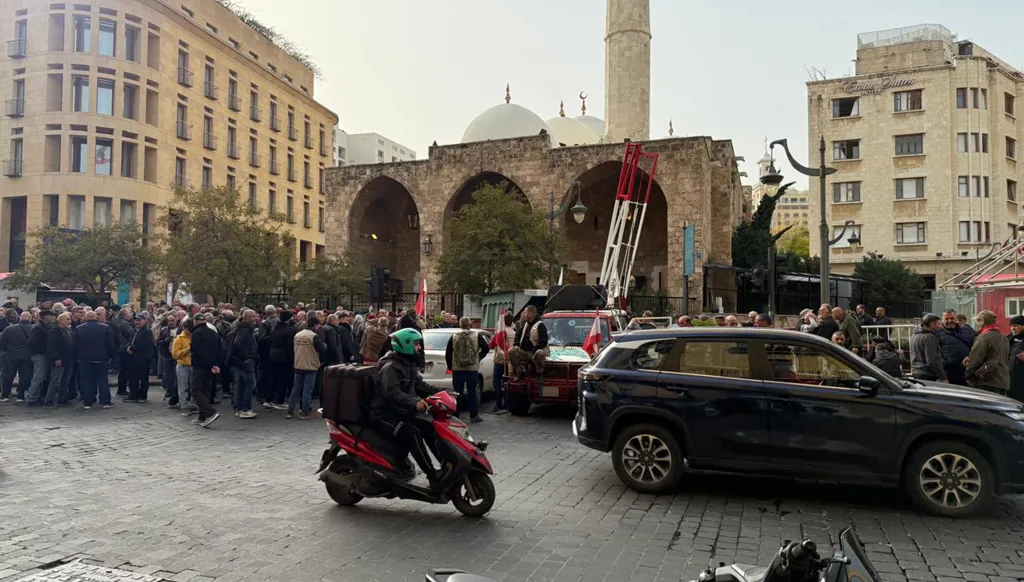 وعود حكومية تُجمّد تحرّك العسكريين المتقاعدين… وتلويح بتصعيد "إذا لم تُنفَّذ المطالب"