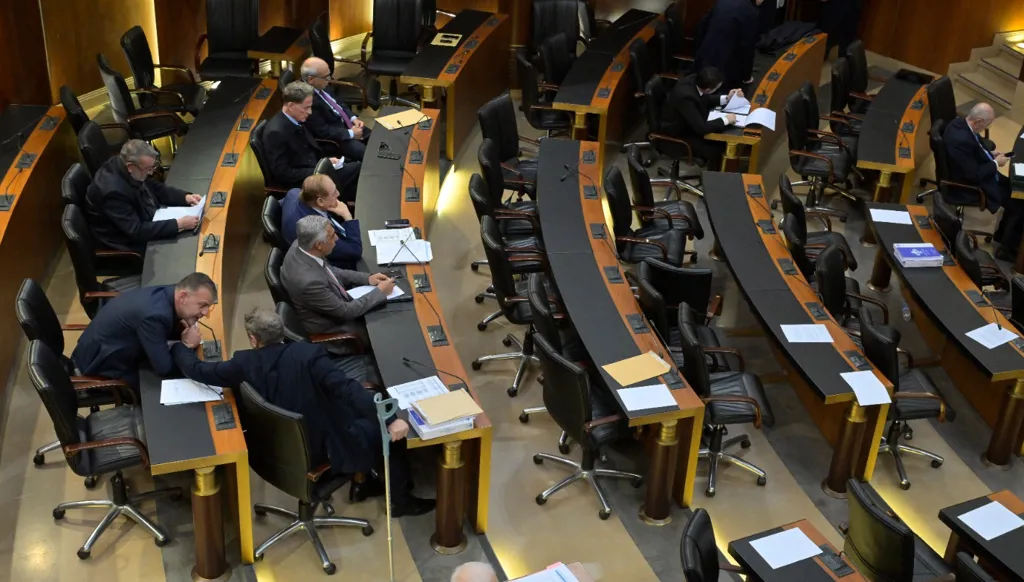 "القوات" والكتائب: التحالف بدأ من المجلس؟