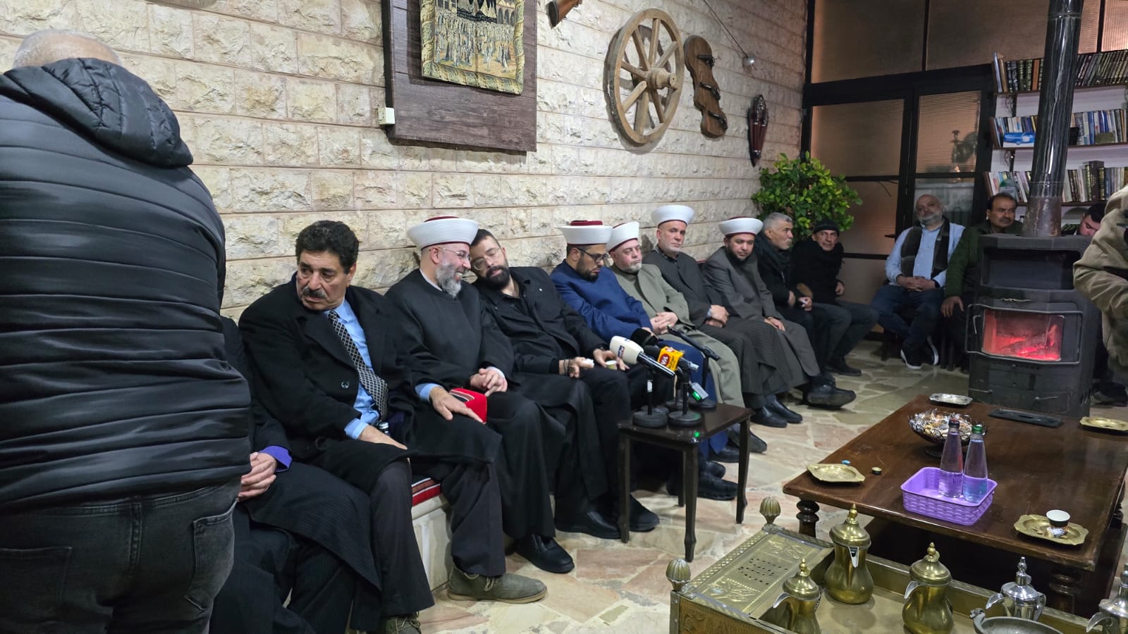 من زيارة الحريري إلى بعلبك. (النهار)