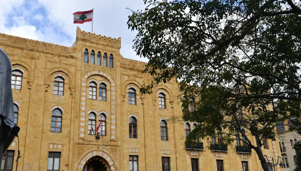 بين العجز والتفكك... بلدية تشهد على سقوط بيروت