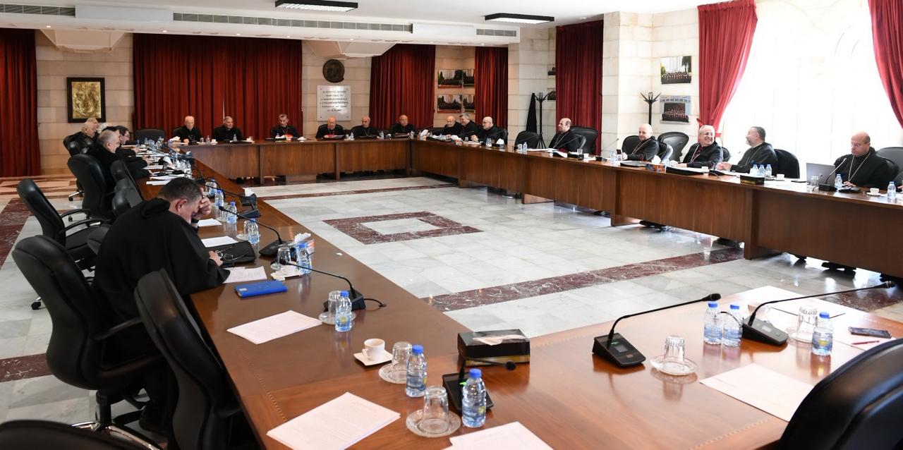 اجتماع المطارنة الموارنة في بكركي (رسمي). 