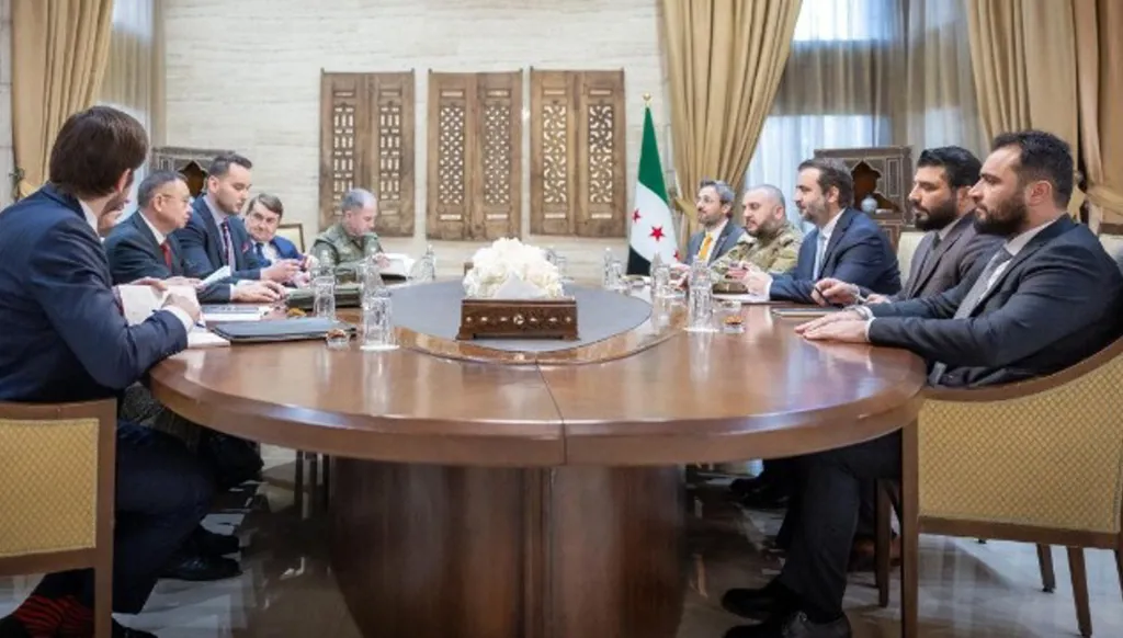 دمشق... وزيرا الخارجية والدفاع يبحثان مع وفد روسي التواجد العسكري