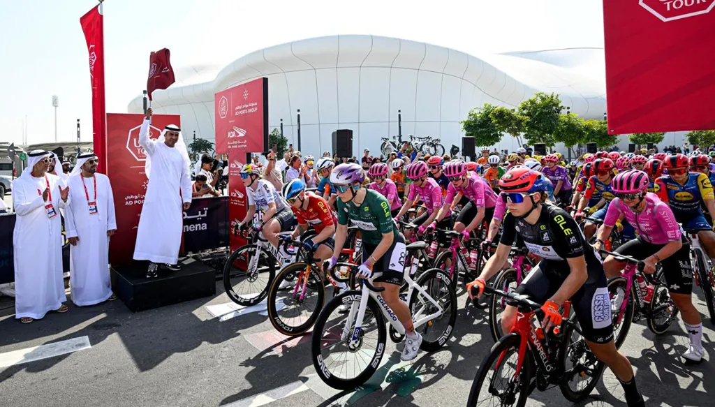 لورينا ويبيس تُهيمن على النسخة الرابعة من طواف الإمارات للسيدات 2026