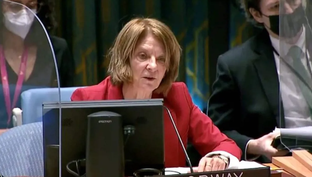 زلزال "إبستين" يضرب الدبلوماسية النرويجية: استقالة السفيرة مونا يول بعد "خطأ جسيم"