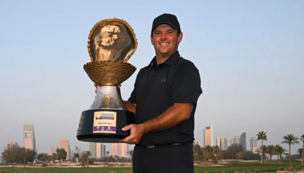 الأميركي باتريك ريد يتصدّر التصنيف العالمي لـ"السباق إلى دبي" للغولف