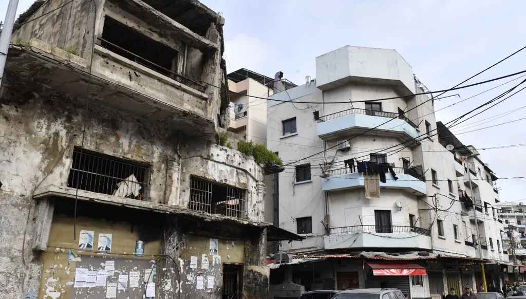 سلام يعلن خطة لإخلاء 114 مبنى مهدداً في طرابلس وتأمين بدل إيواء لعام كامل