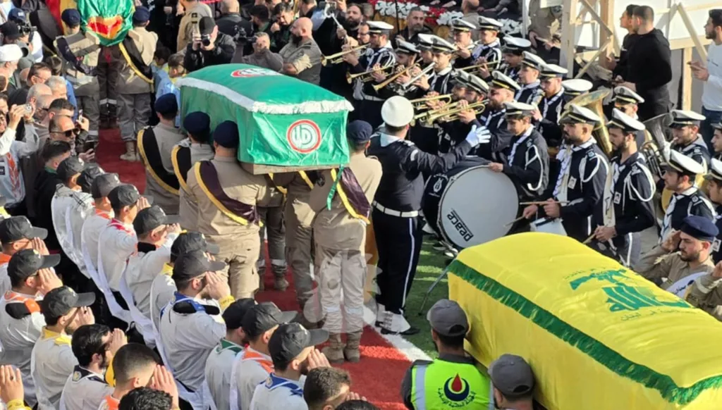 وداع مؤلم في يانوح... تشييع الطفل علي جابر ووالده المعاون أول في قوى الأمن (صور – فيديو)