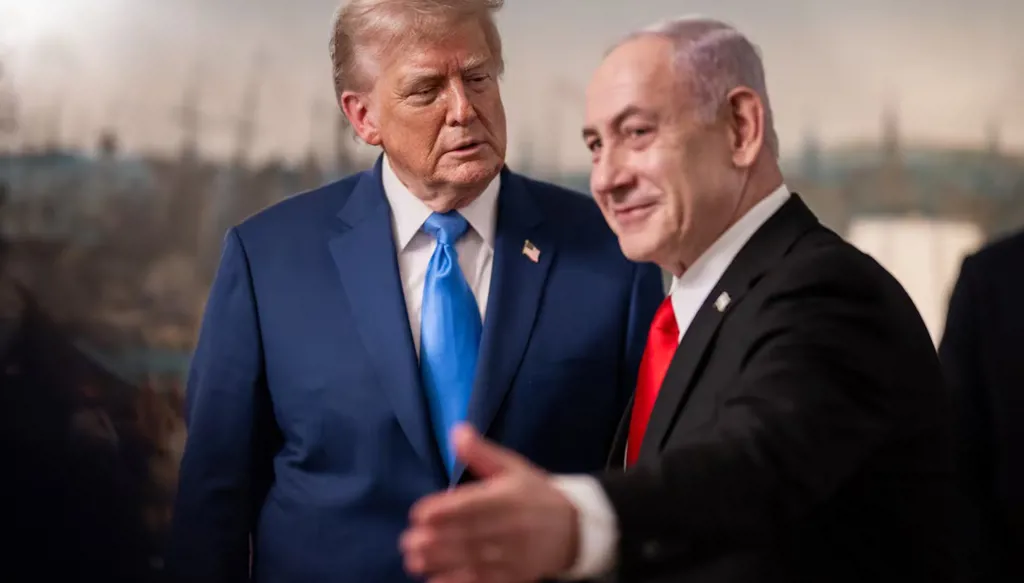 ضغوط نتنياهو على ترامب في الملف الإيراني تضع المفاوضات والسلام على المحك