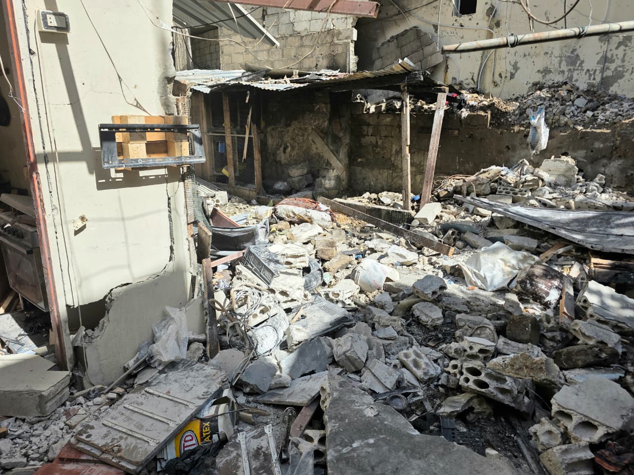 المقر المستهدف. (النهار)