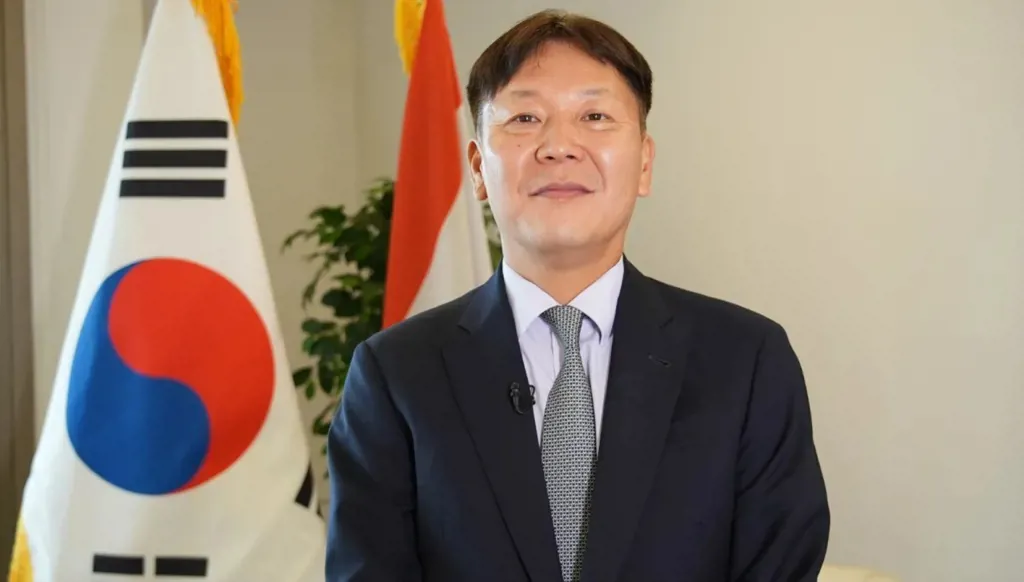 سفير كوريا الجنوبية زار طرابلس شمالي لبنان... 3 ملايين دولار دعماً للاجئين السوريين