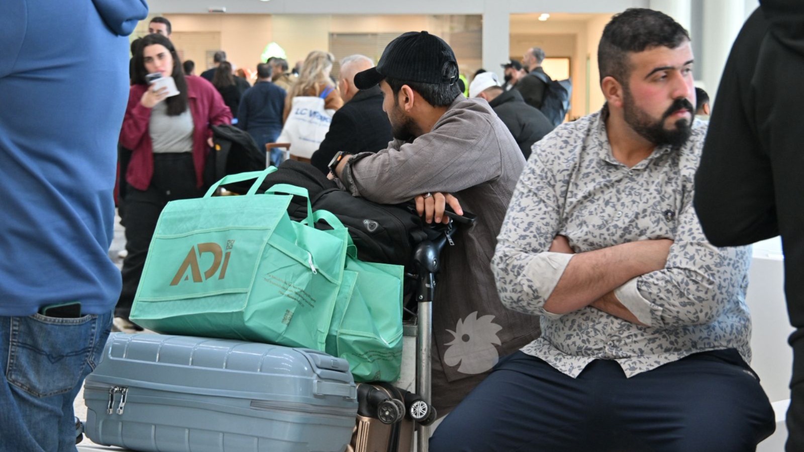 مسافرون في مطار بيروت. (حسام شبارو)