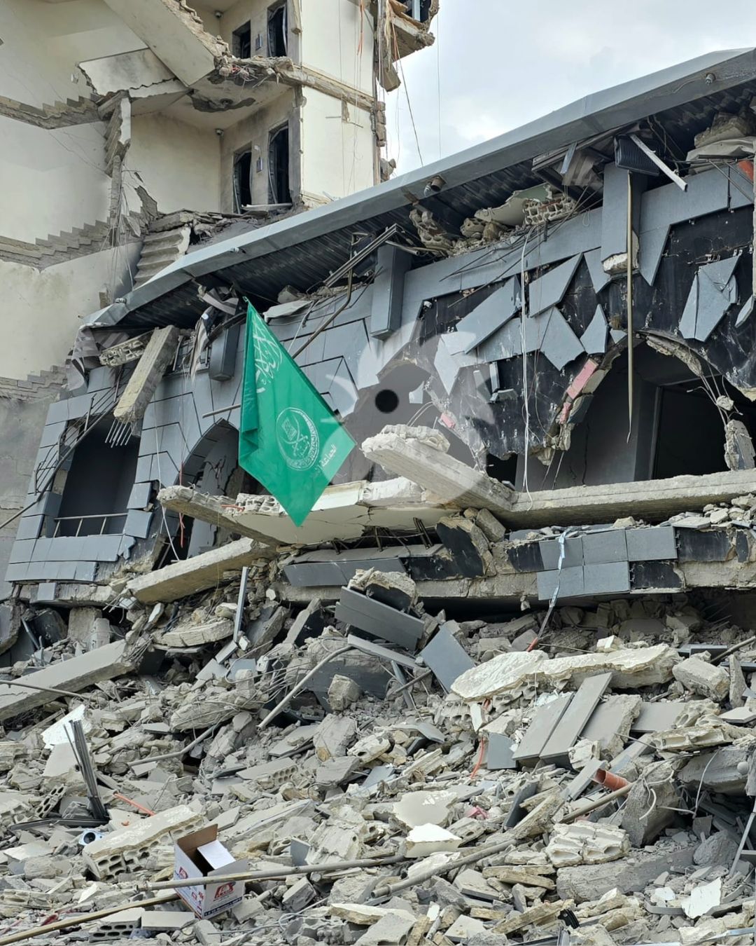 دمار في المركز. (أحمد منتش)