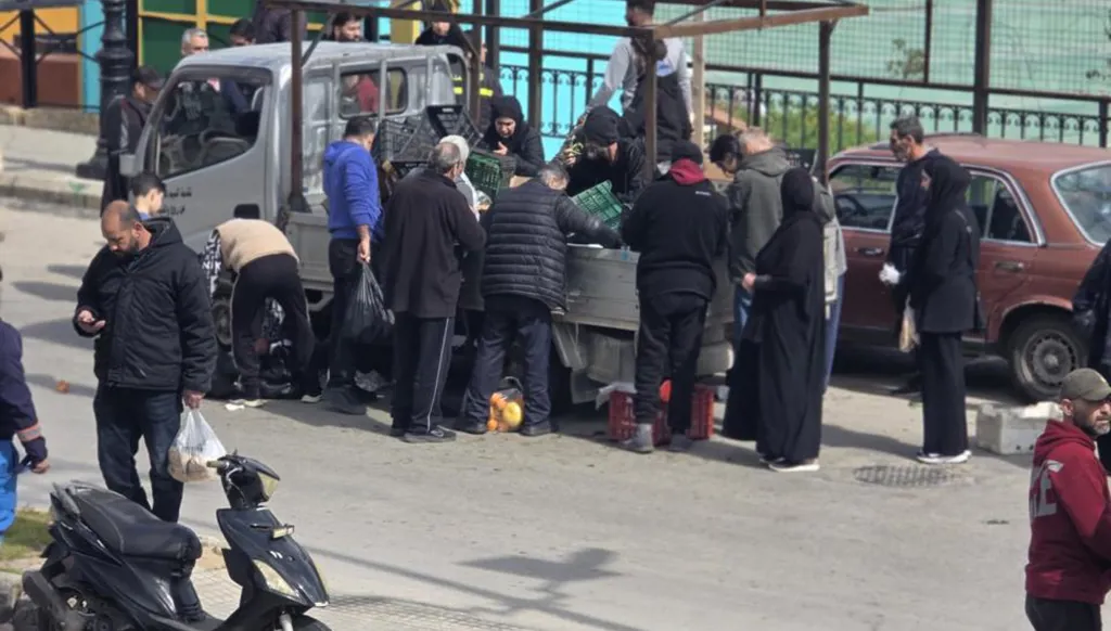 النبطية بين النزوح والصمود: 500 عائلة تواجه شحّ الغذاء وتقنين الكهرباء وسط تصاعد الضربات