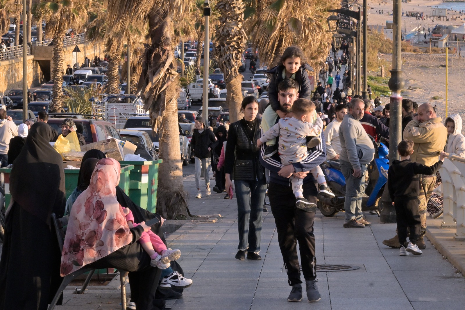 النازحون من الضاحية الجنوبية لبيروت (نبيل اسماعيل)