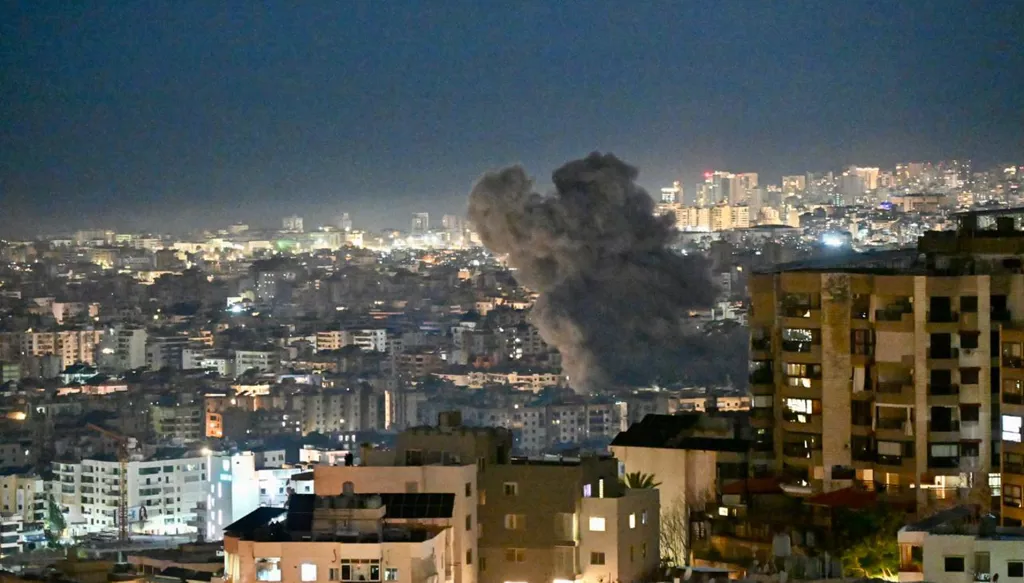 صباح "النهار": ضاحية بيروت تلتحق بغزّة... هل تستهدف إيران مفاعل ديمونا؟