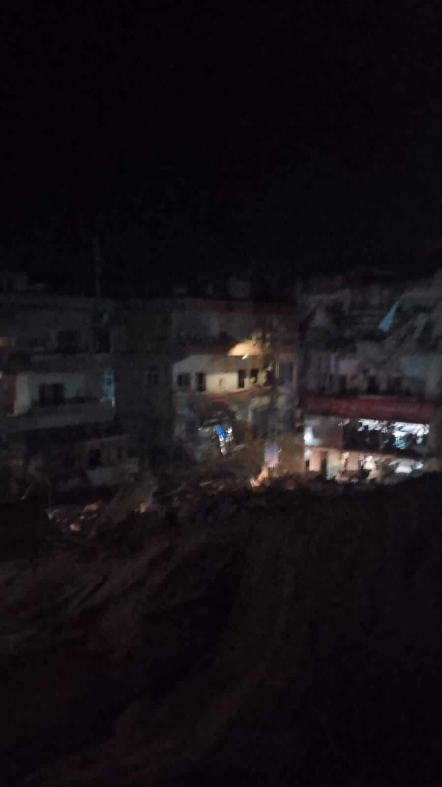 الدمار في ساحة النبي شيت (متداول)