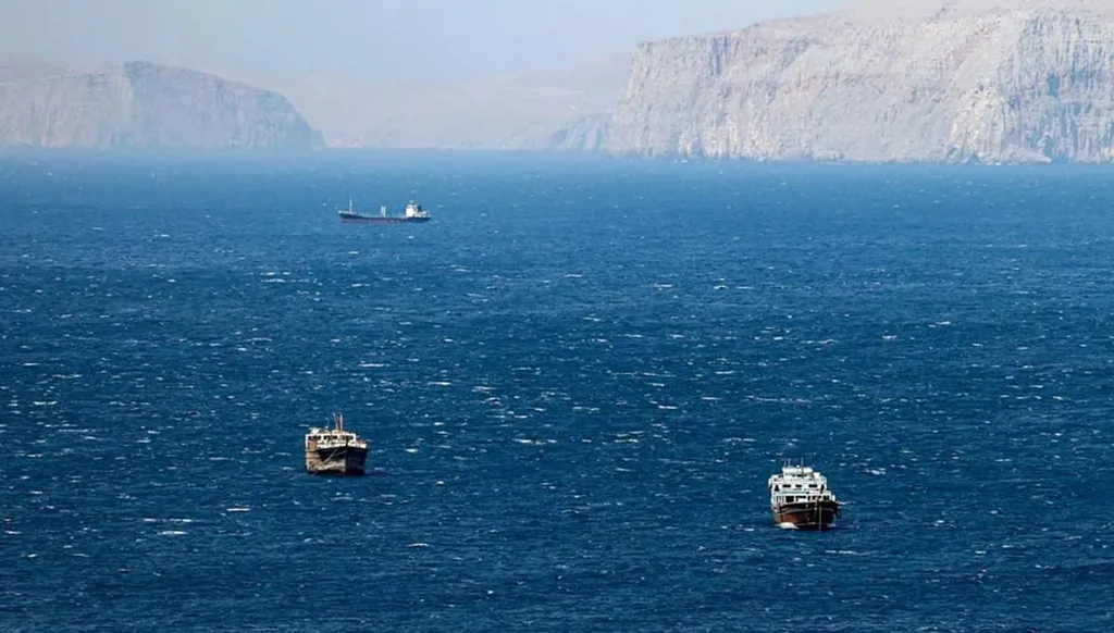 لماذا فُقدت إشارات الـ GPS لألف سفينة في الشرق الأوسط؟