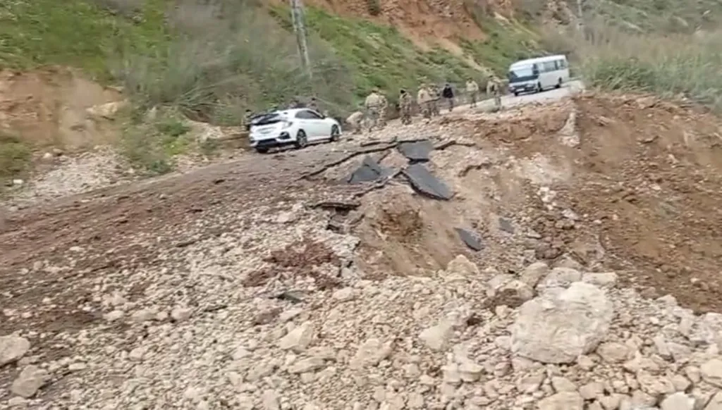 معركة "وجودية" مع إسرائيل قد تكون الأخيرة... هل أبلغ حزب الله بري بقرار إطلاق الصواريخ؟