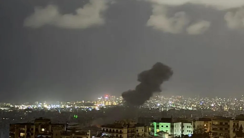 غارتان إسرائيليتان عنيفتان تستهدفان الضاحية الجنوبية لبيروت (فيديو)
