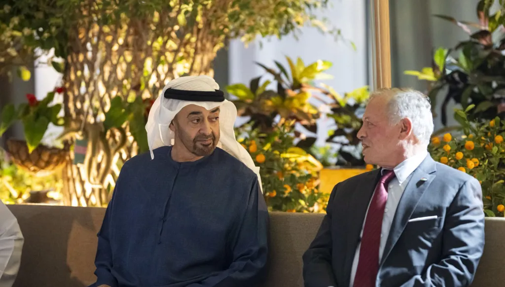 رئيس الإمارات وملك الأردن يبحثان التّطورات الأخيرة في المنطقة