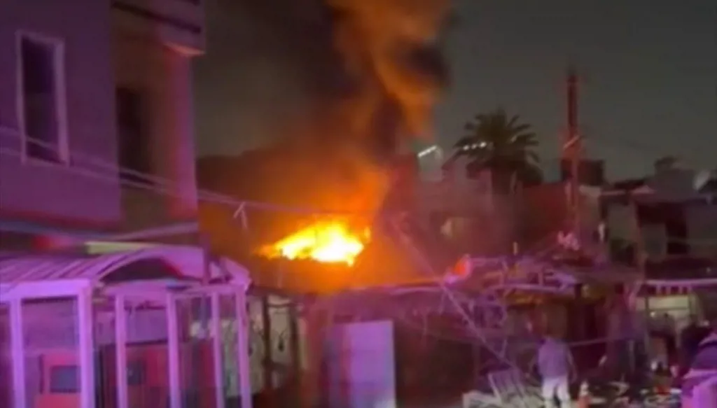 قتلى وجرحى في استهداف اجتماع ضمّ مستشارين إيرانيين وقادة فصائل في بغداد (فيديو)