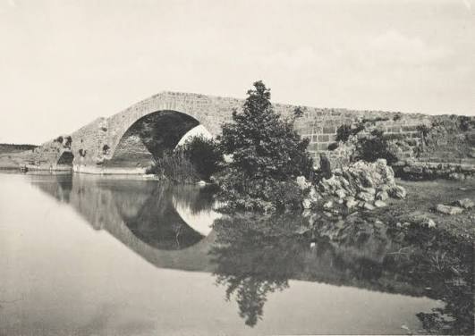 لقطة نادرة :جسر القاسمية عام 1887