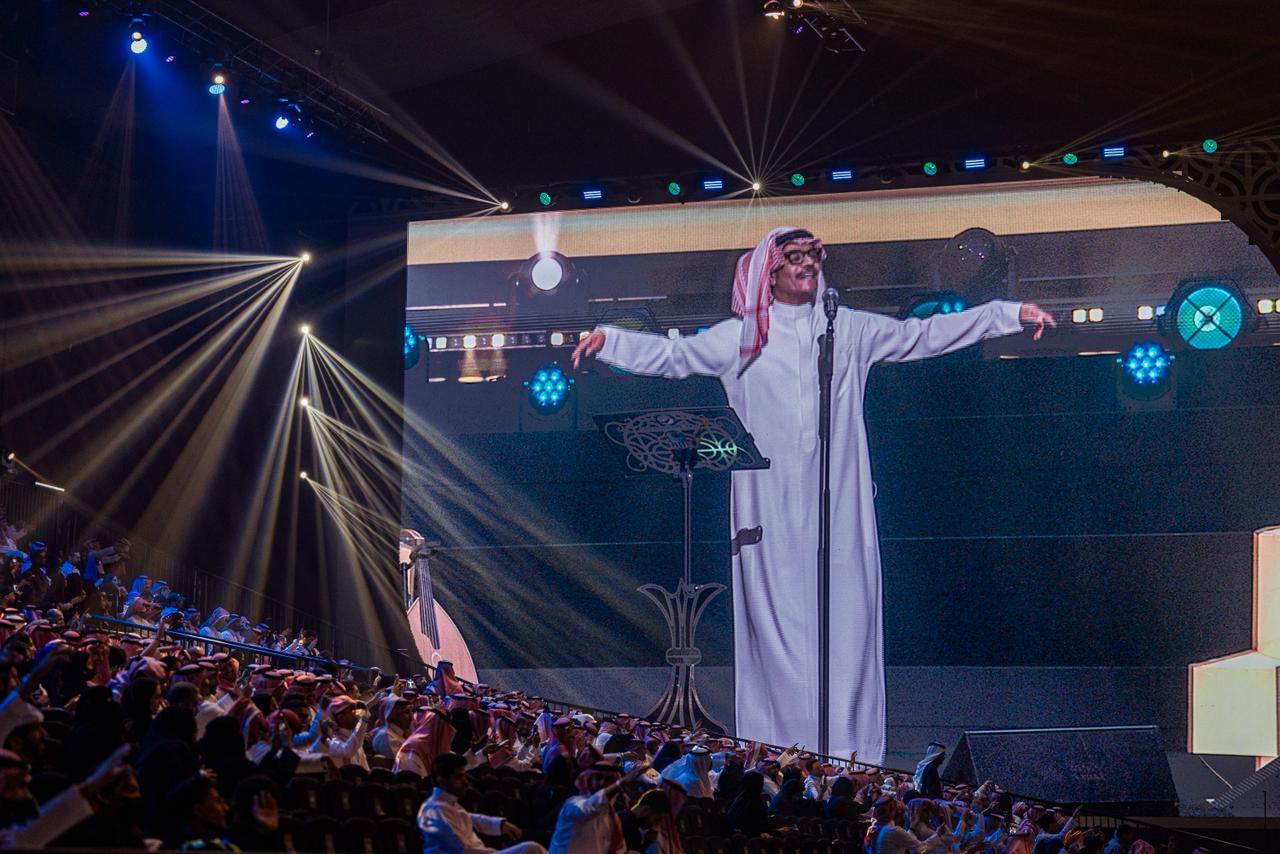 رابح صقر يحيي ليلة استثنائية في عيد الفطر