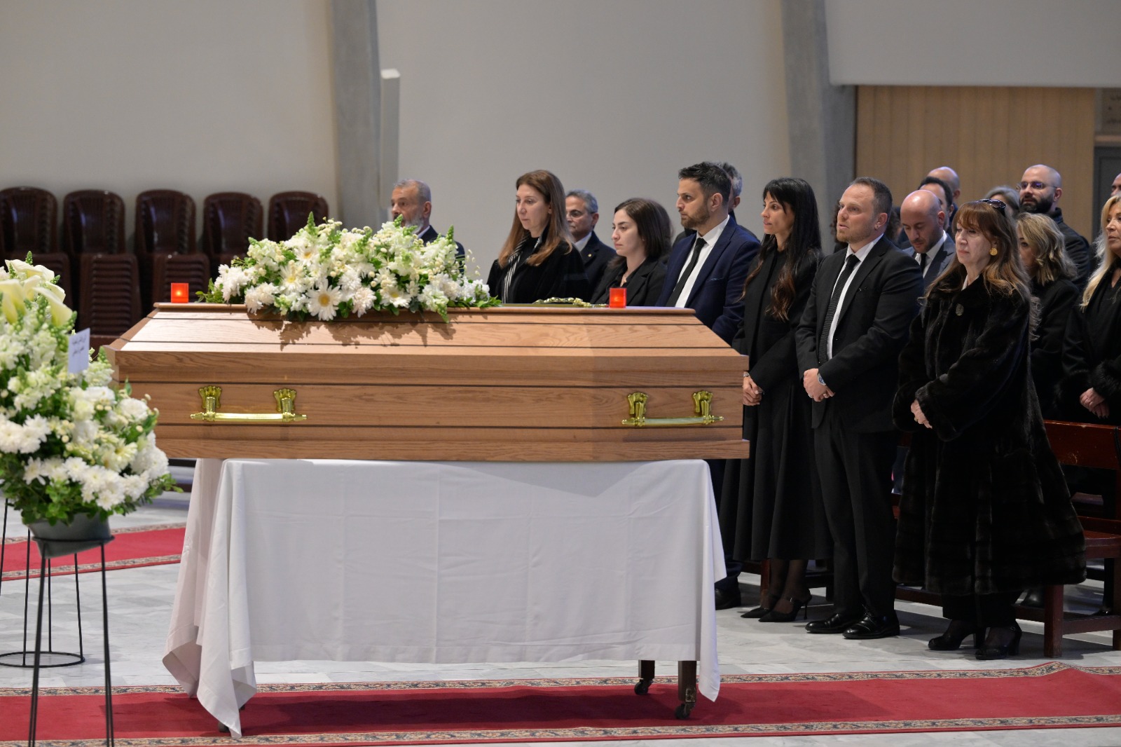 جنازة دلال كرم، الزوجة السابقة لزياد الرحباني (تصوير نبيل إسماعيل). 