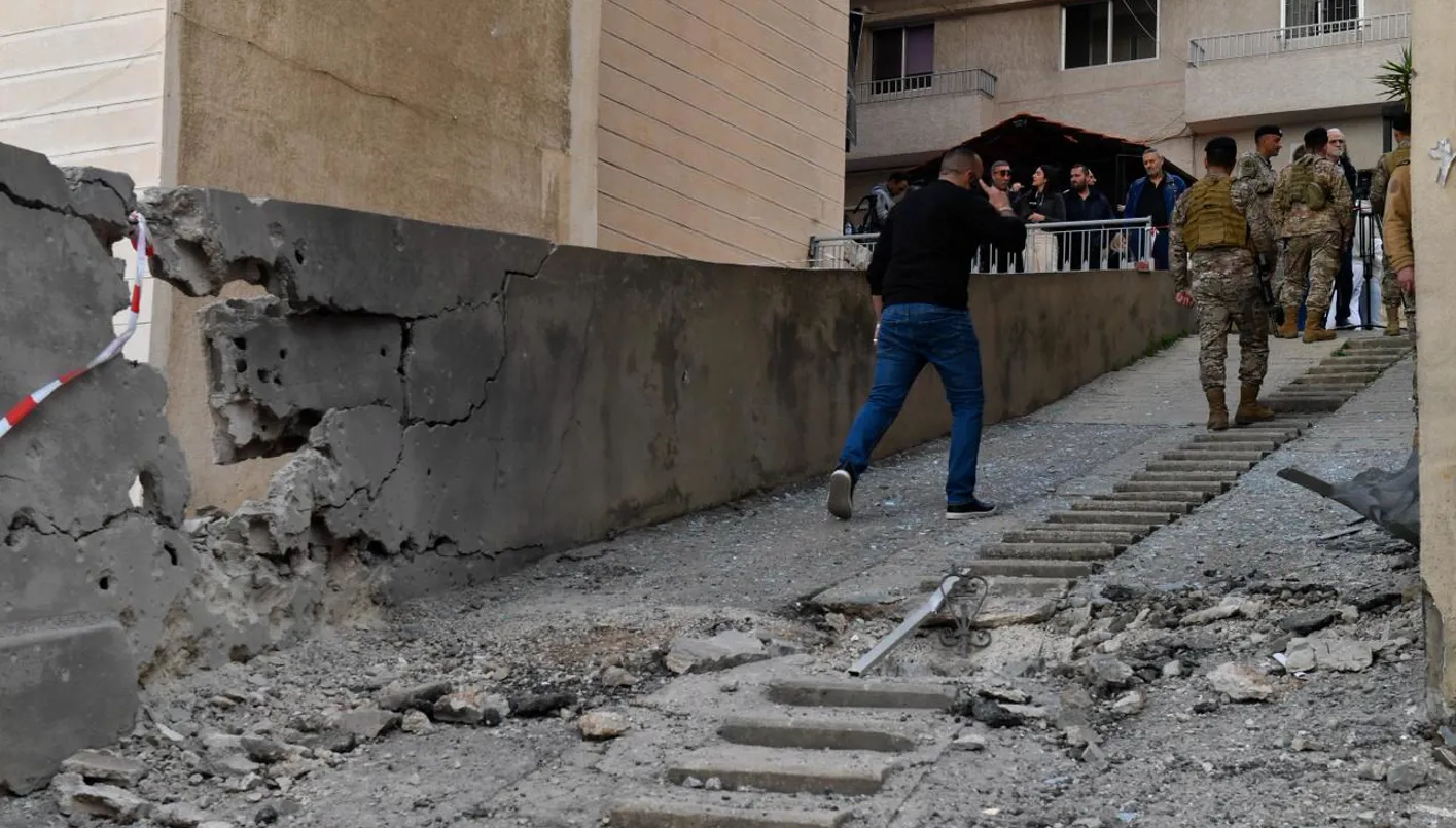 #عاجل
طرد السفير الإيراني وصاروخ كسروان… تلازم التصعيد السياسي والميداني