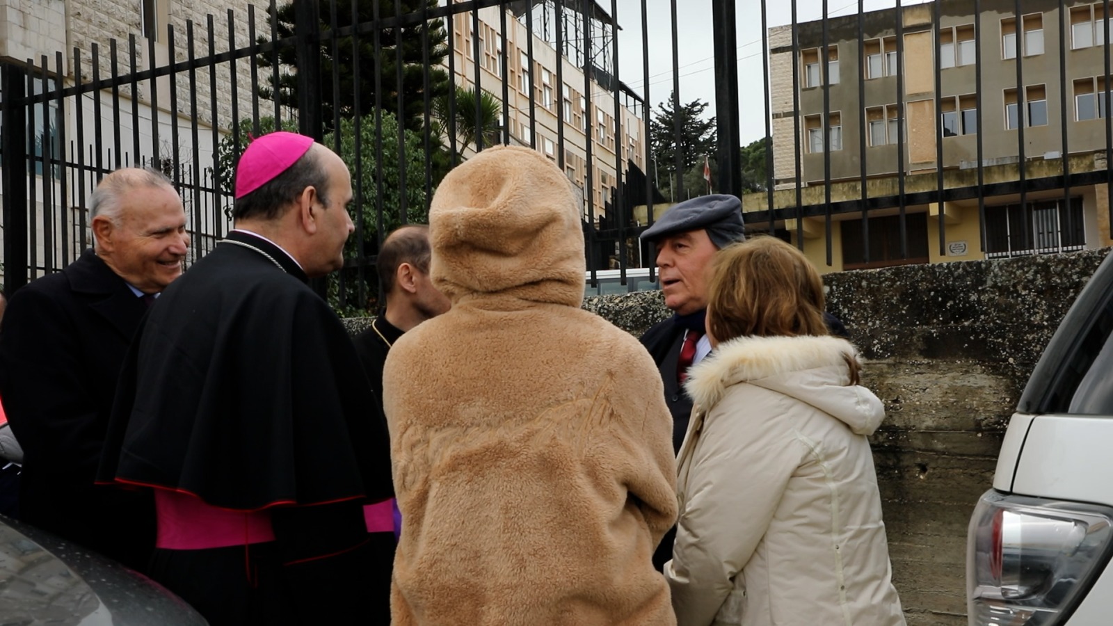 من زيارة السفير البابوي. (النهار)