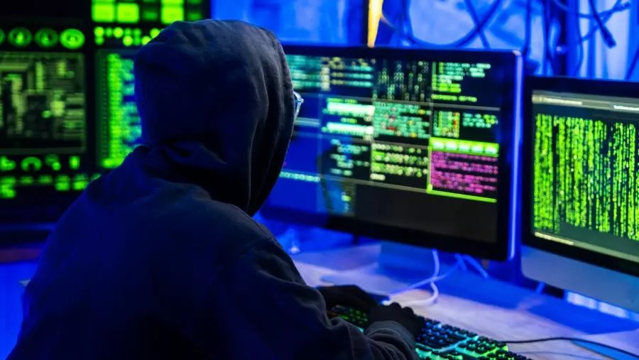 تعرّضت ليبيا خلال السنوات الخمس الأخيرة لآلاف الهجمات السيبرانية. (أ ف ب)