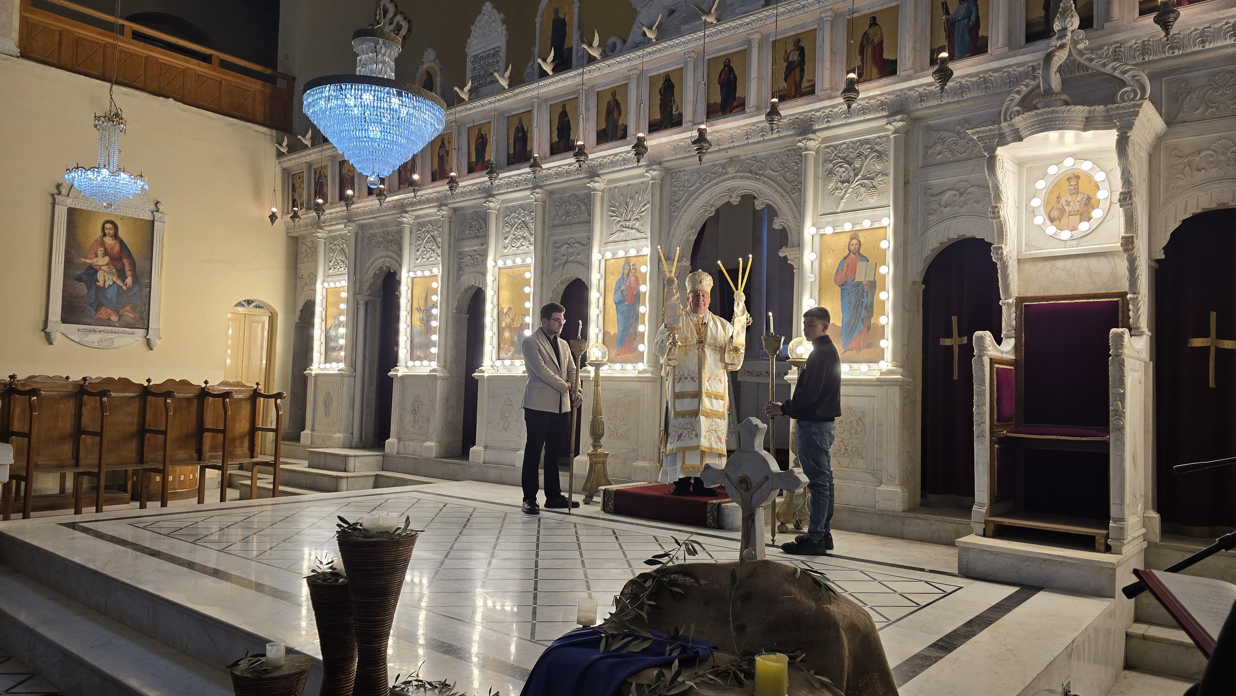 القدس في بعلبك.