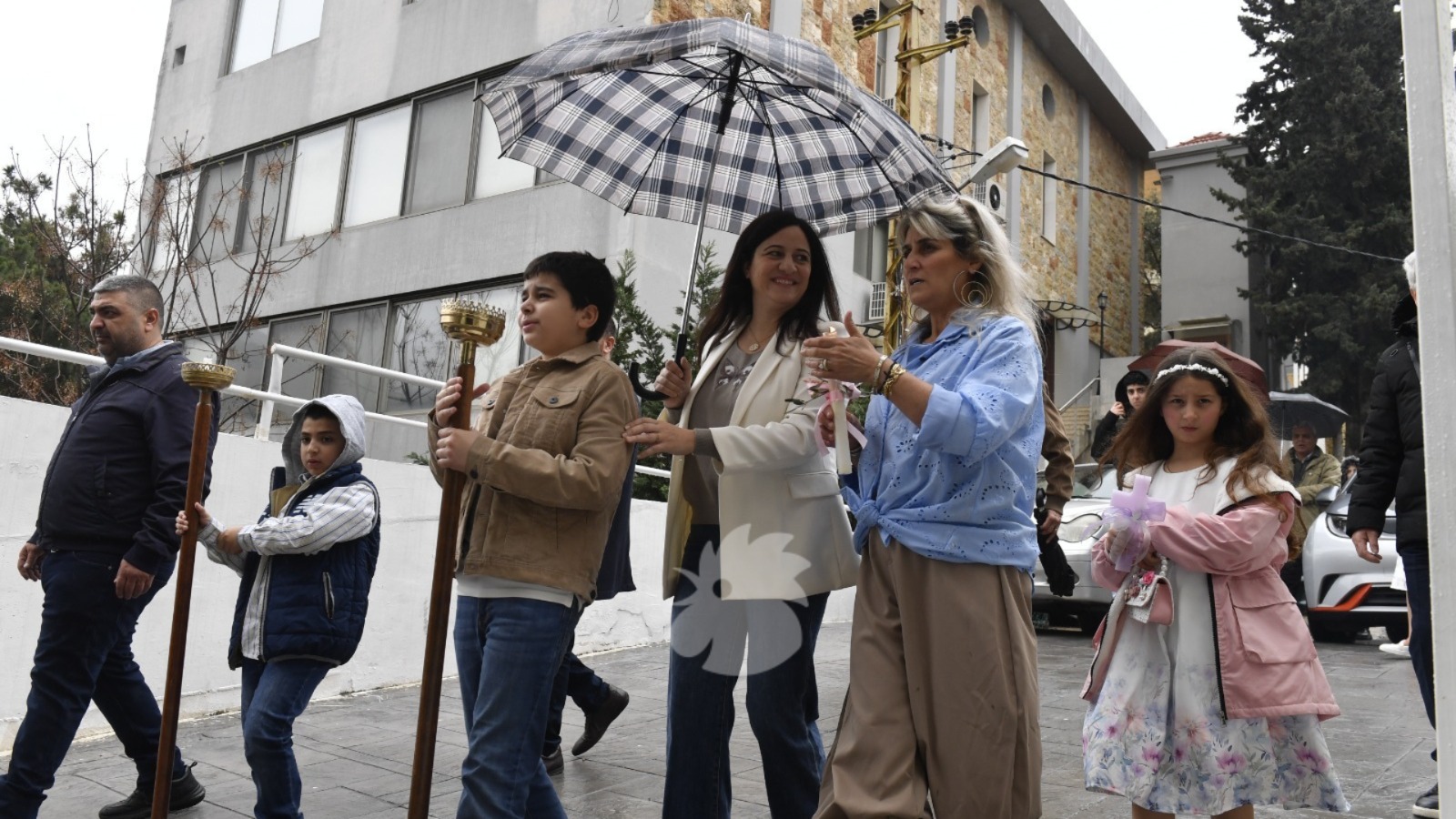 تصوير حسام شبارو.