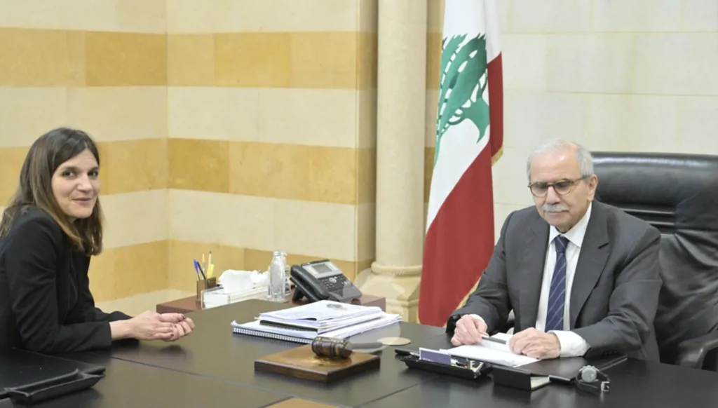 وزيرة القوات المسلّحة الفرنسيّة تزور لبنان... عون: التّفاوض يبقى الحلّ الوحيد القادر على إعادة الأمن إلى المنطقة