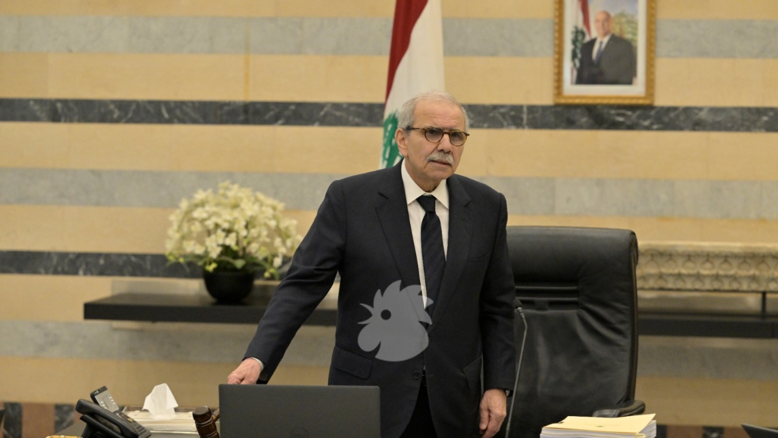 الرئيس نواف سلام (نبيل اسماعيل).