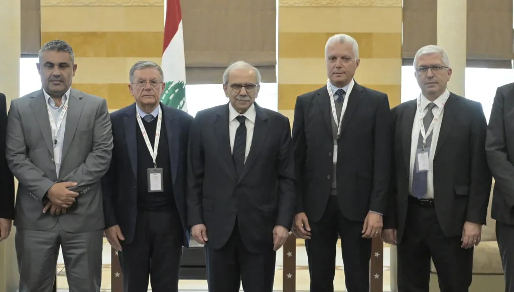 رؤساء 15 بلدة مسيحية حدودية صامدة التقوا سلام: اخترنا البقاء في بلداتنا ولا عودة عن قرارنا