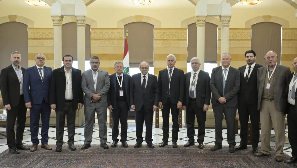 رؤساء 15 بلدة مسيحية حدودية صامدة التقوا سلام: اخترنا البقاء في بلداتنا ولا عودة عن قرارنا