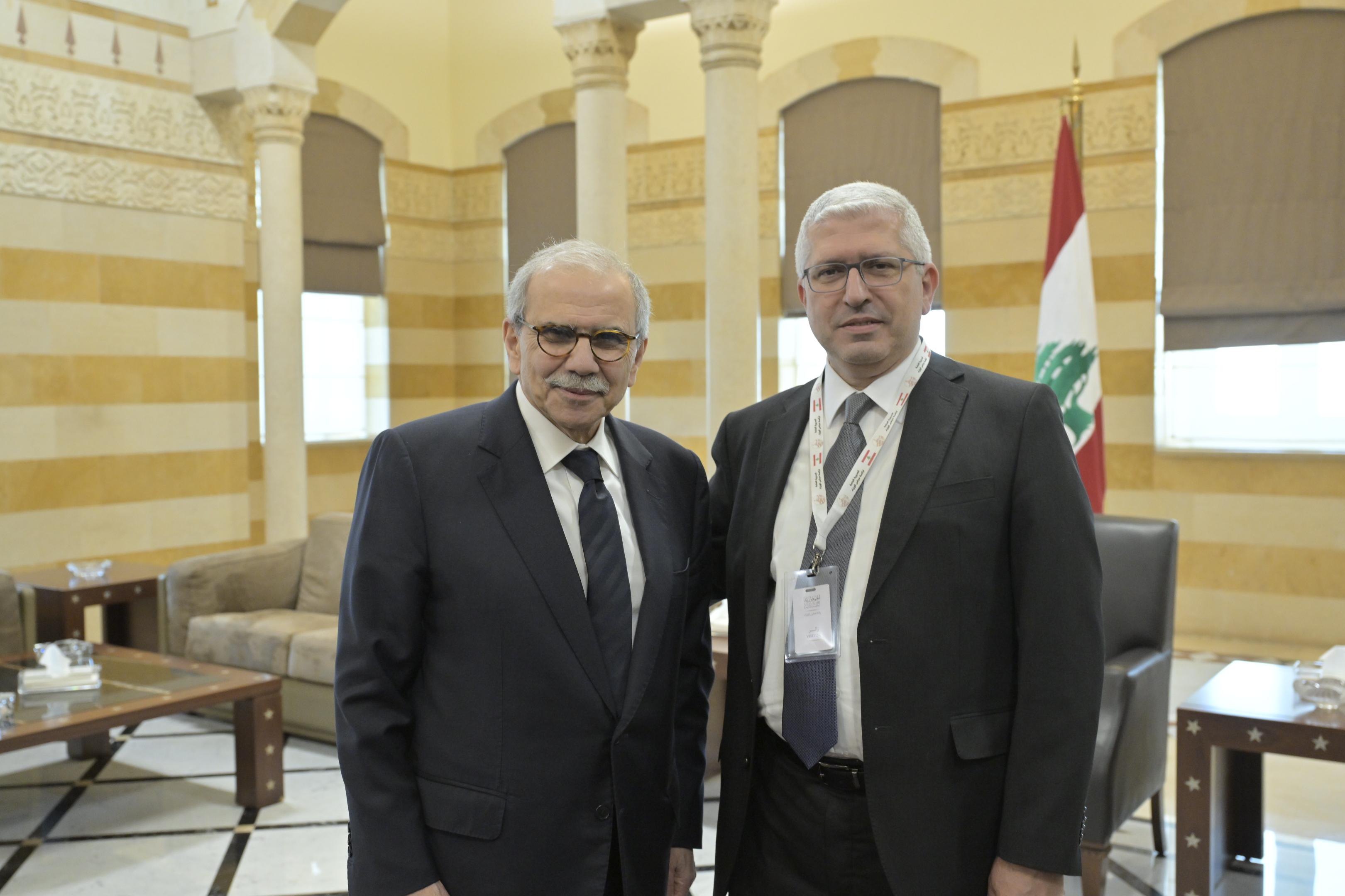 عضو بلدية ديرميماس مروان جبور مع الرئيس سلام (نبيل اسماعيل).