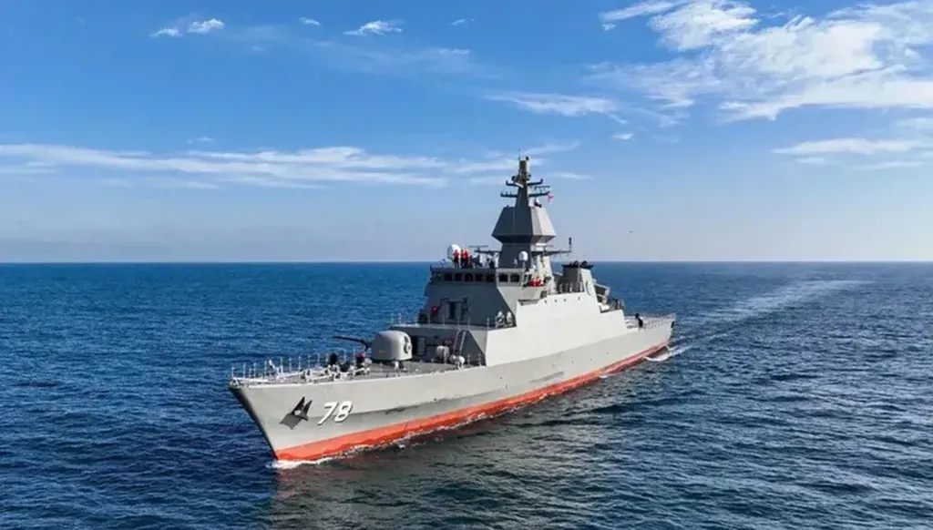 Israël frappe la flotte iranienne en mer Caspienne, signalant une importante escalade