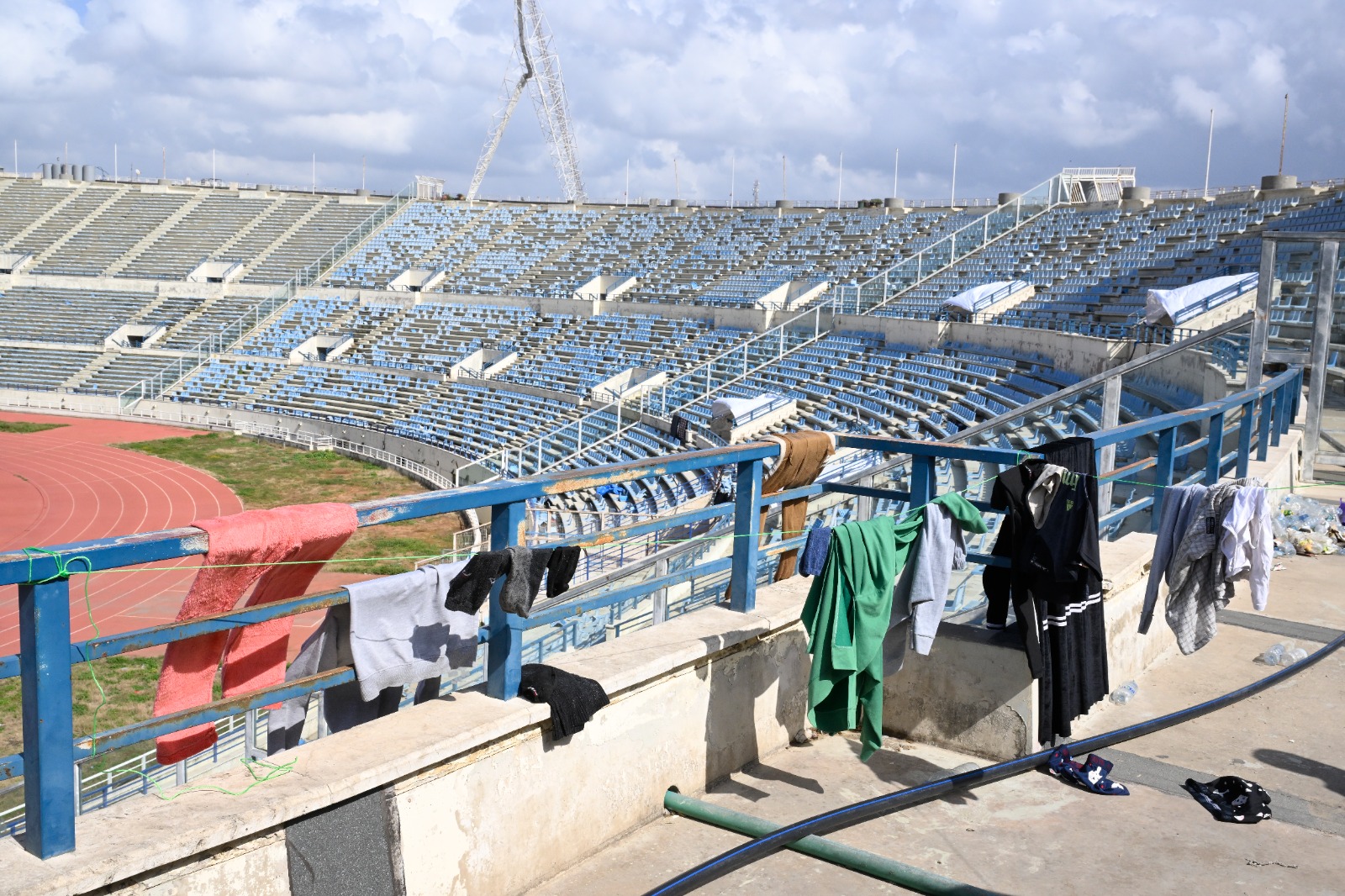 المدينة الرياضية وقد تحوّلت مأوى للنازحين