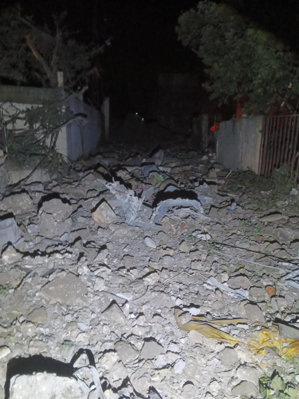 صورة متداولة من الغارات الإسرائيلية على بلدة كفرحتى.