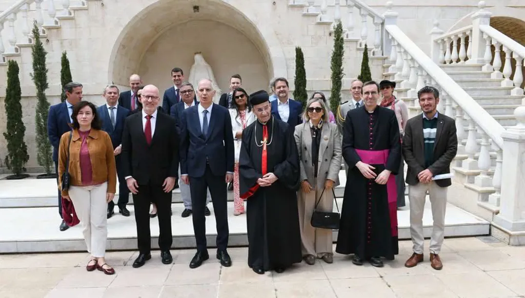 الراعي: العلاقة بين لبنان وفرنسا راسخة وتتخطى الأعراف الدبلوماسية