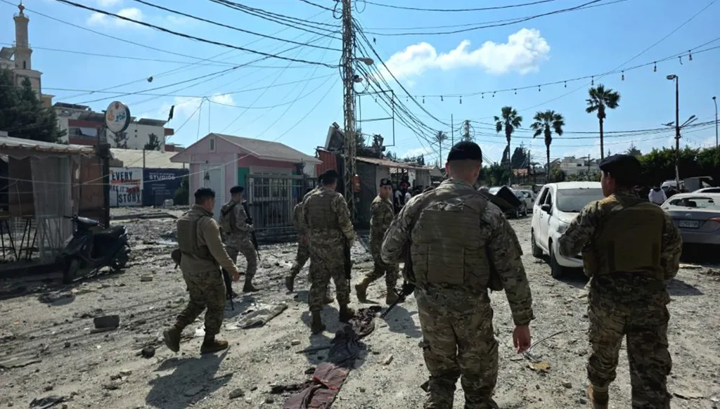 الثقة بالحكومة والجيش على المحكّ  ولا تسوية من دون معالجة جذرية للسلاح