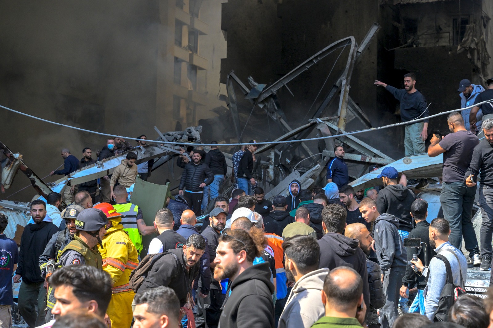 المشهد في بيروت (تصوير نبيل إسماعيل).