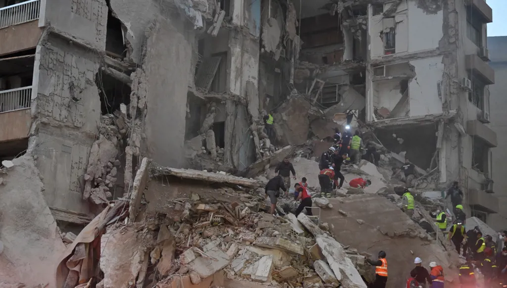 "معاريف": إسرائيل تسعى لهجوم عنيف على لبنان يستمر بين يومين و5 أيام قبل الرضوخ للضغط الأميركي والتهدئة