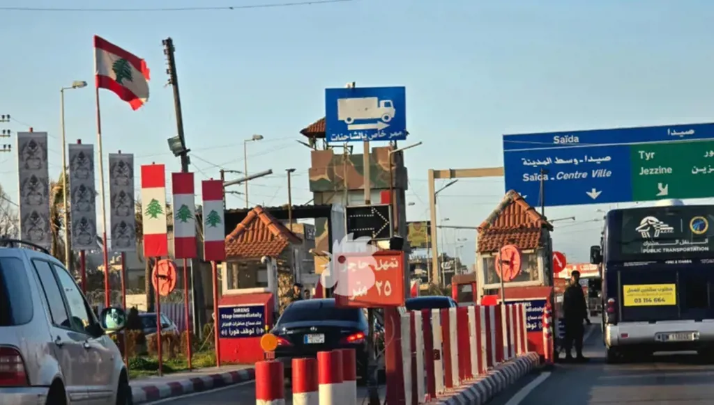 Les autorités libanaises avertissent les résidents de rester en sécurité face aux attaques israéliennes en cours