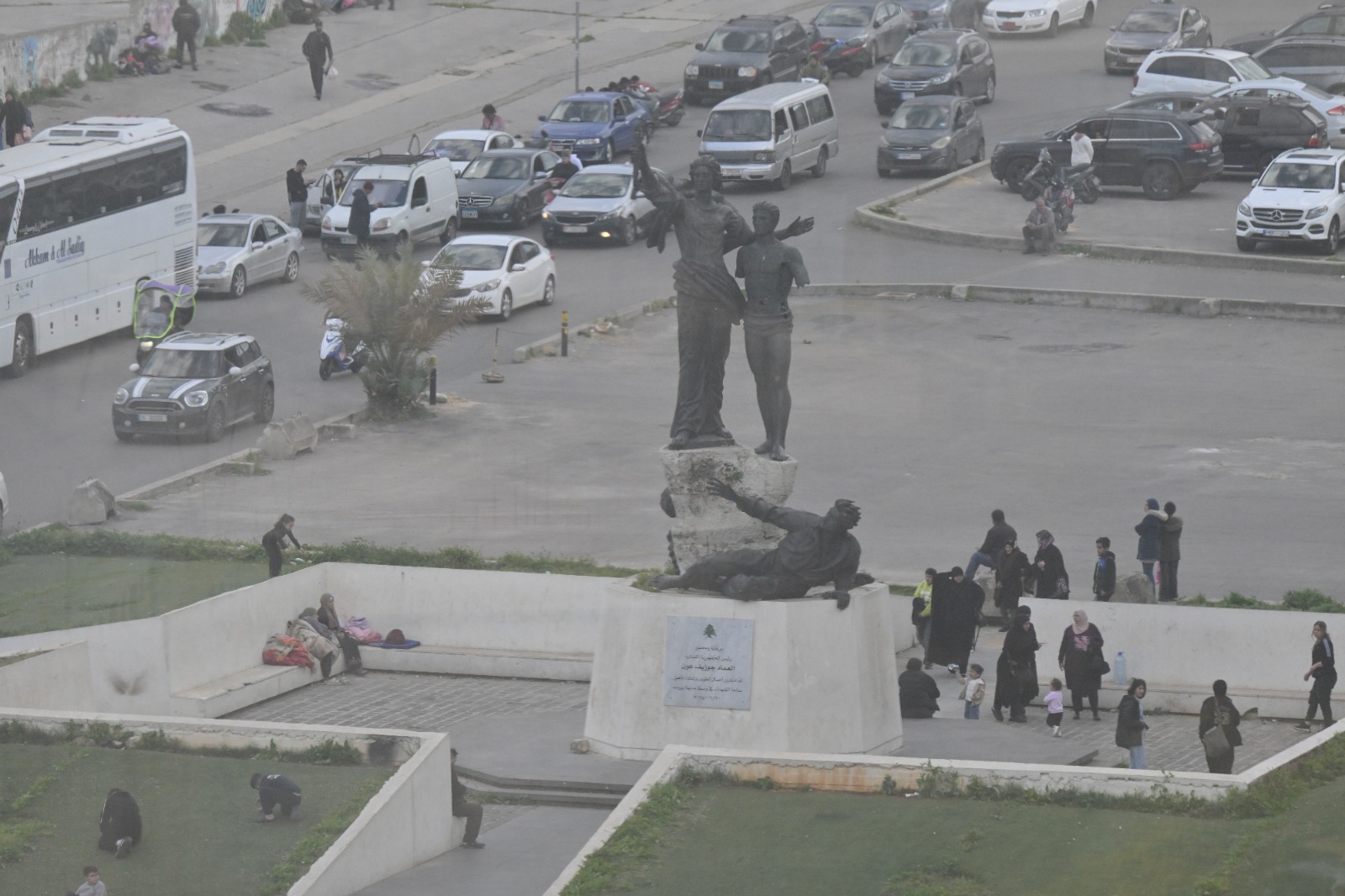 نازحون في ساحة الشهداء - بيروت (نبيل إسماعيل).